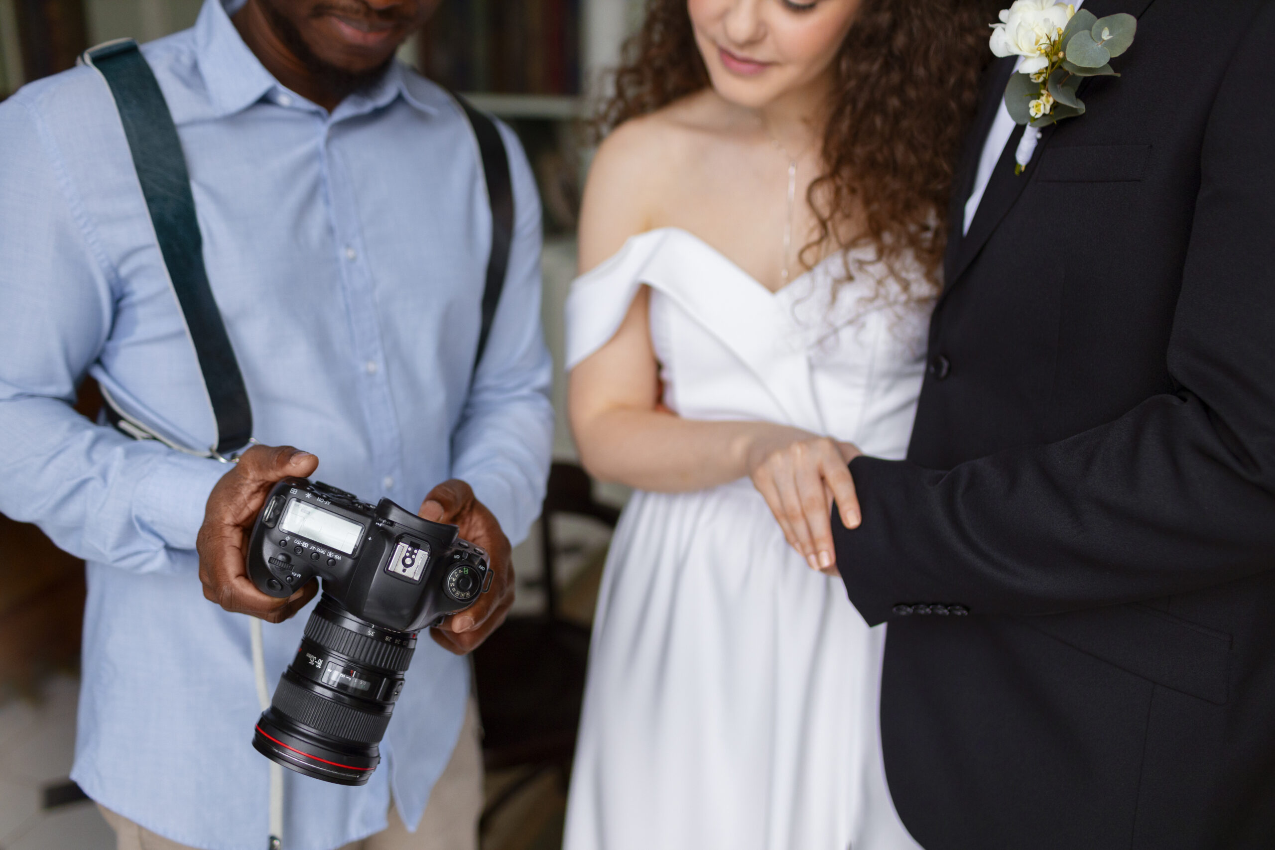 hiring the right wedding videographer