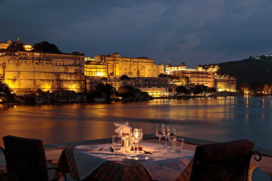 top restaurants in udaipur for food lovers